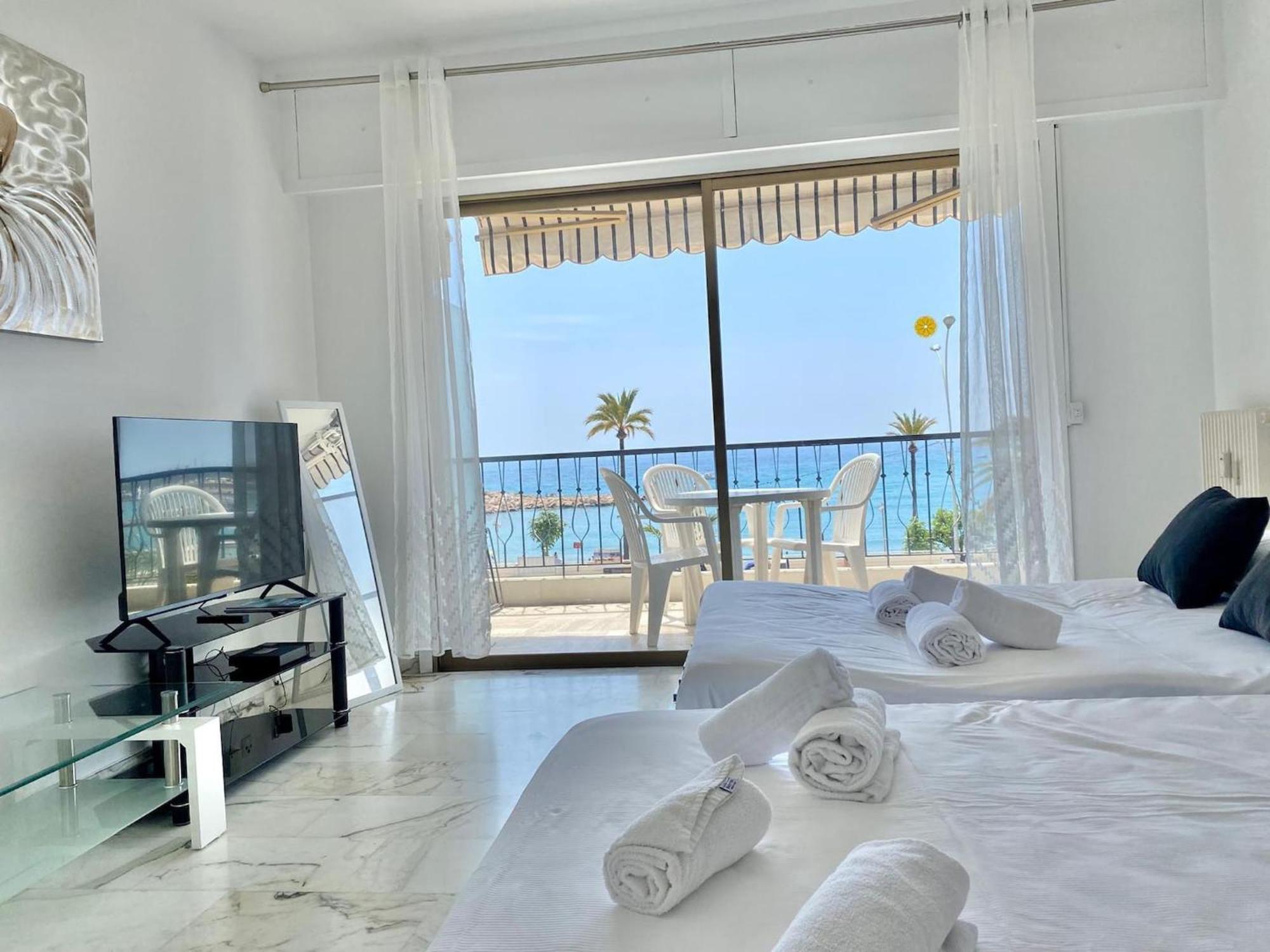 Le Mona Lisa, Vue Mer, Balcon Menton Eksteriør billede